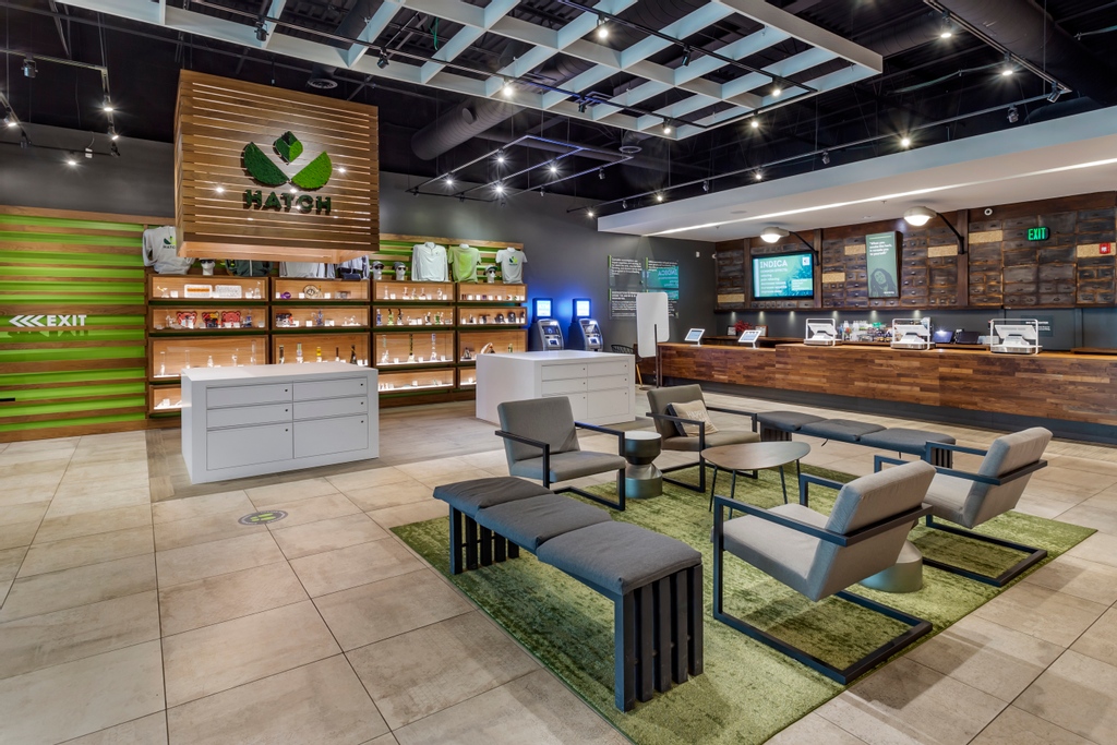 HatchDispensary's tweet photo. Comfortable seating areas at both Hatch locations allow our knowledgeable budtenders to sit down with you to discuss your needs, and take the time to make sure you're confident with whatever products you bring home that day. #HatchIsForEveryone #GoHatch https://t.co/bQajWtEZ7T