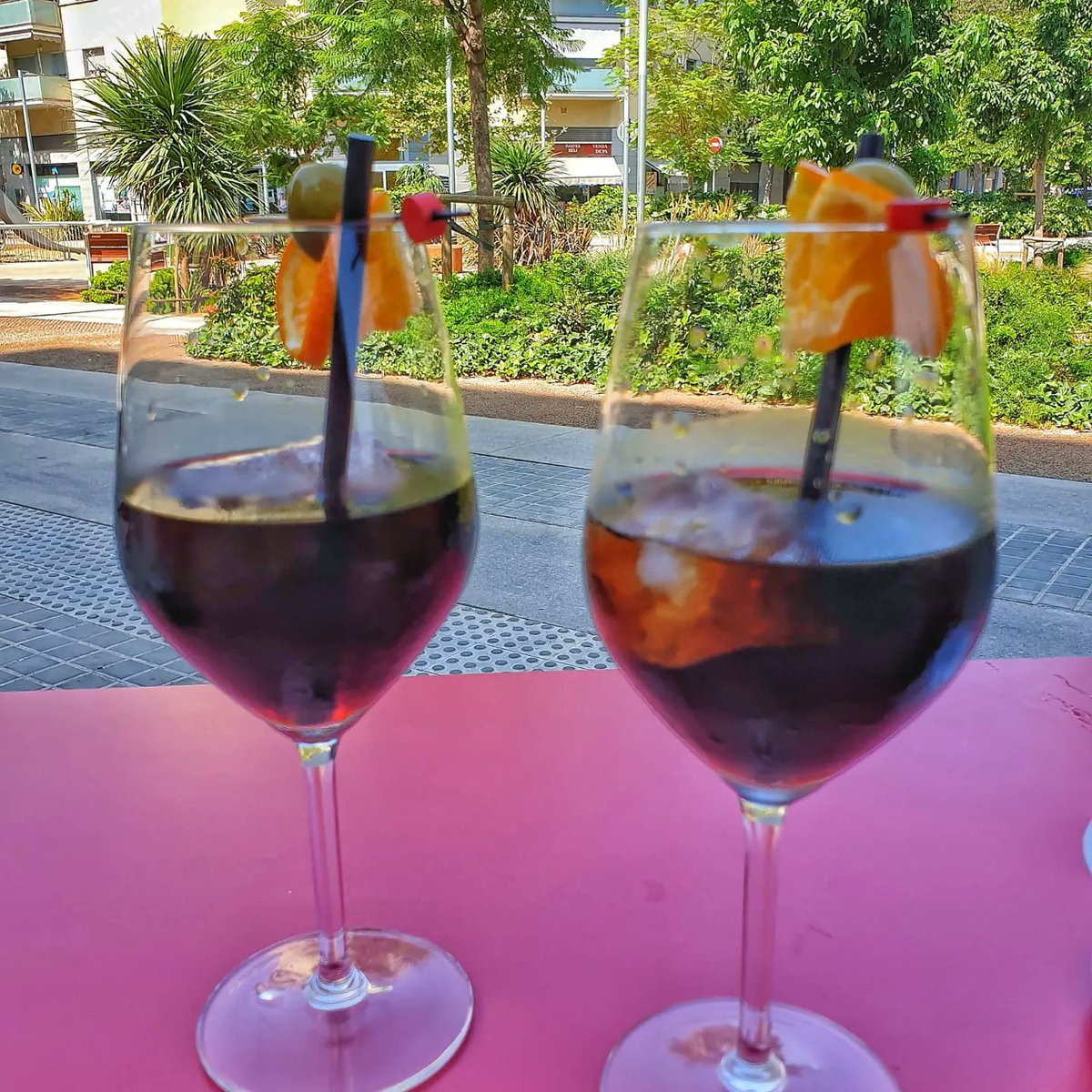 embruixdelluna's tweet photo. #placeresvacacionales en la ciudad #esencia #filosofando #embruix https://t.co/dODUyRsbea