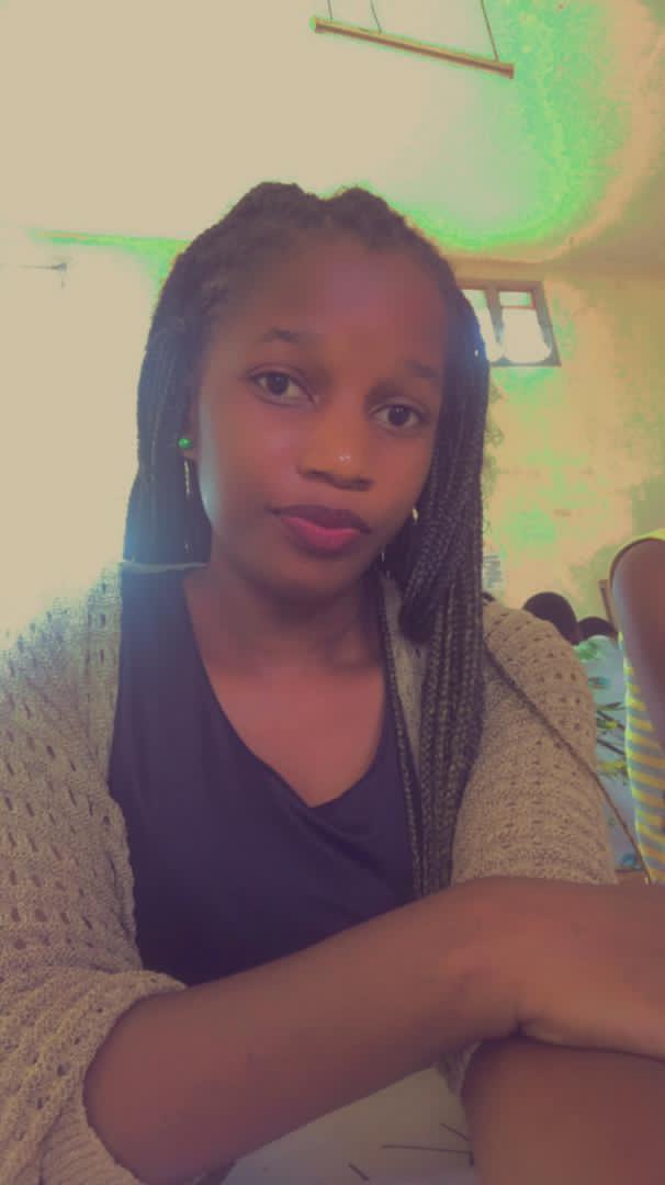 naky_pam's tweet photo. I can feel  these pics,are tired bambi,but am going for a Twitter break please DNT unfollow me,good Samaritans can start commenting my handle on follow trains,bye🥰✋ https://t.co/SJsYegETdj