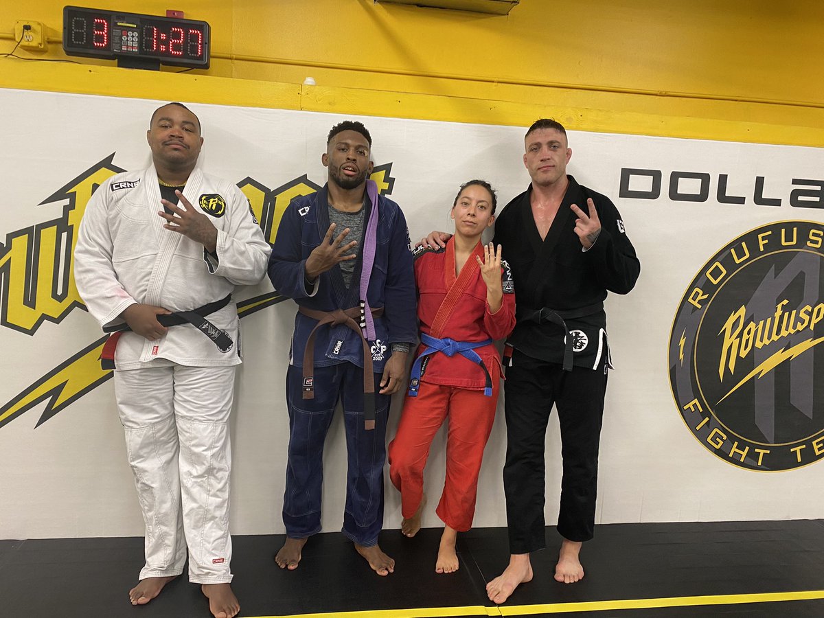 jp_toomuch's tweet image. Got my Brown Belt yesterday as @The_Real_GM3 first belt promotion. Glad I EARNED my belt with knowledge, mat time, competition, and received it from my dude G.

It was only right that @TeamRocBiggie was there and I wouldn’t want it any other way! 🙏🏾🙏🏾 

#BrotherShit  #Gang4442