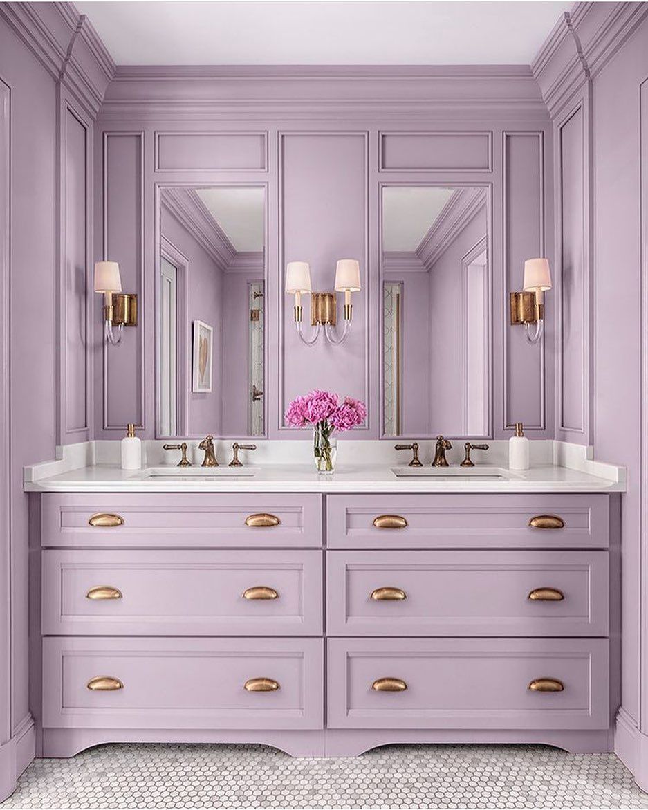 TheTileClub's tweet image. Purple + #pennytile = a winning combination in our book!⁣
⁣
Design: mitchellwalldesign⁣
Photo: aliseobrienphotography.