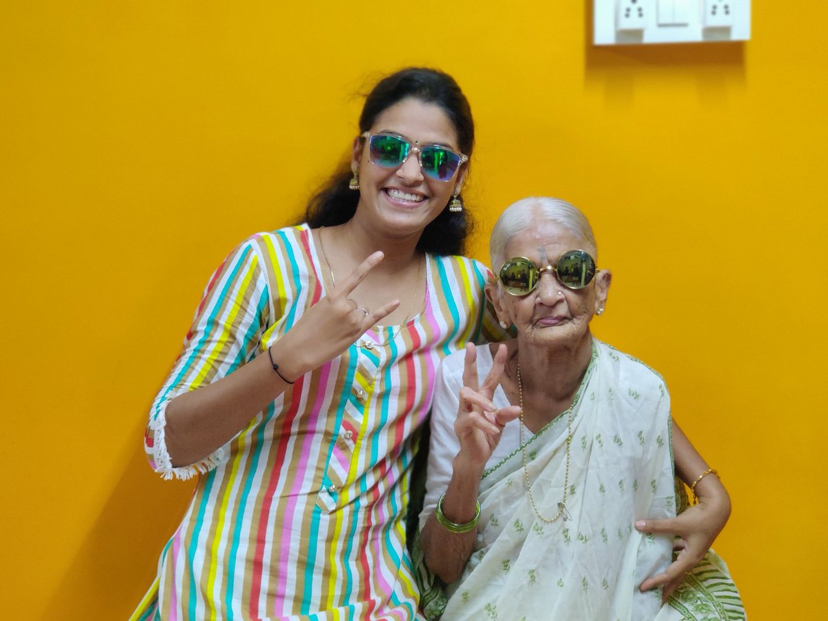 nachiimon's tweet photo. So my Aaji likes goggles and here we are with our #DadiCool😎 https://t.co/vScqZb9vwu