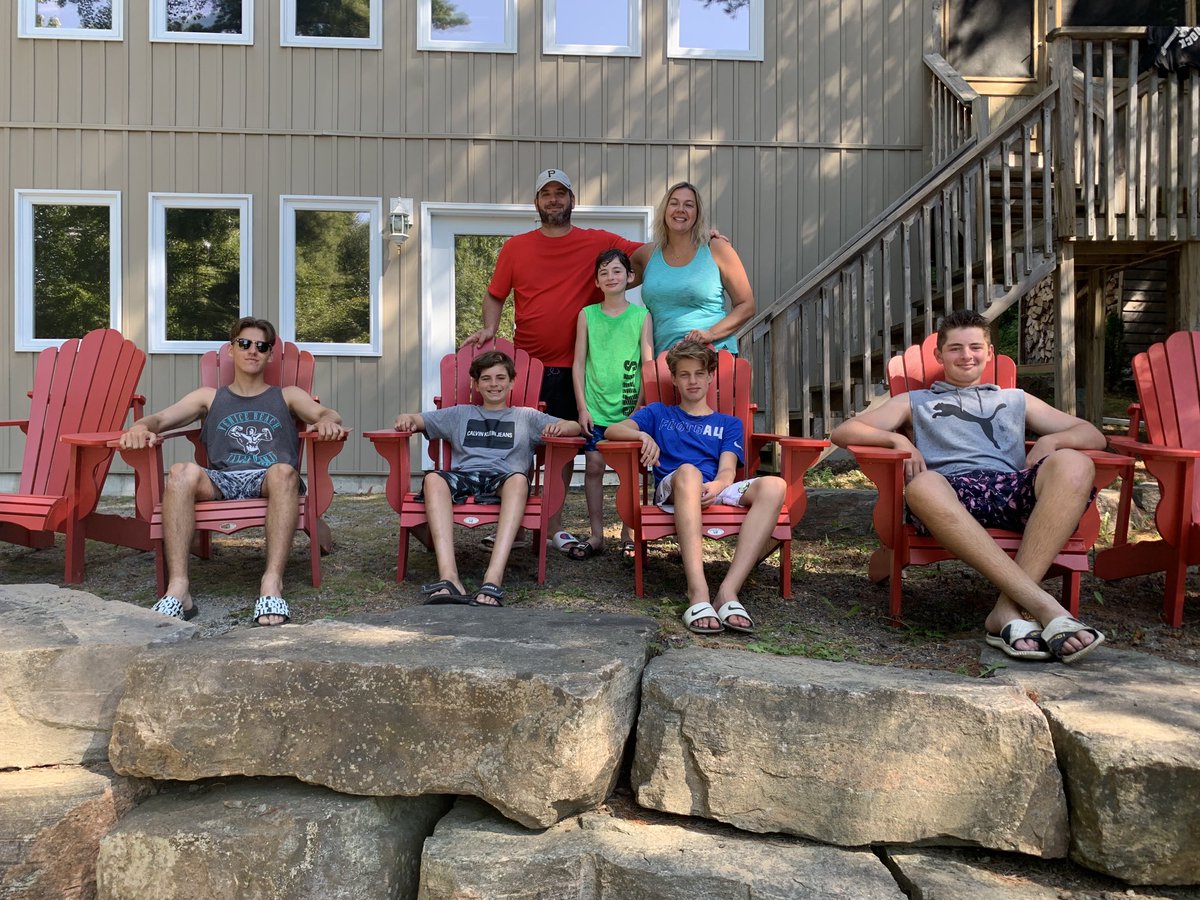 And that’s a wrap! First #Steinleggi Family vacation in the books💙 Beautiful week, Great Company and Perfect Weather☀️ #echolake you did not disappoint! ⁦<a href="/RyanS_76/">Ryan Steinberg</a>⁩