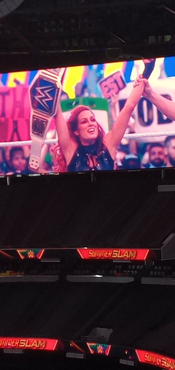 Glad to see you back #TheMan <a href="/BeckyLynchWWE/">Rebecca Quin</a>