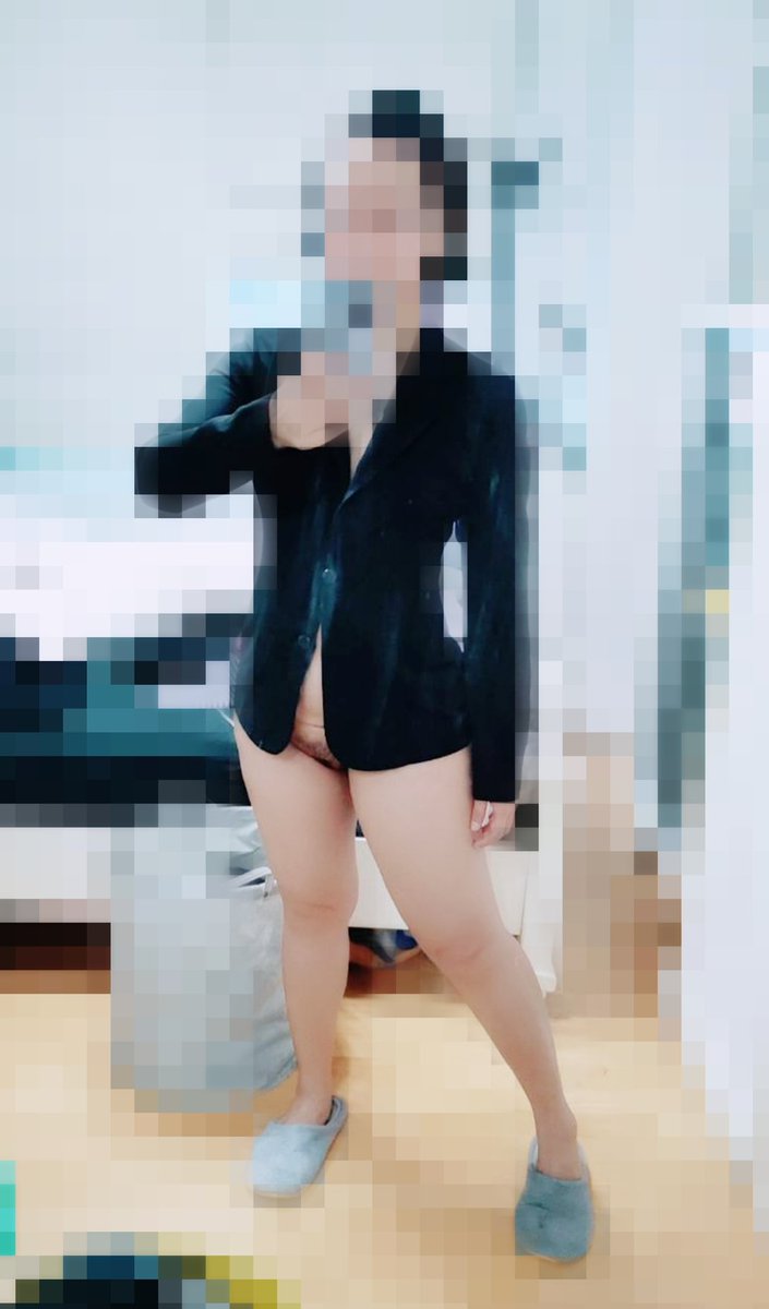 Kensi_BlyX's tweet photo. How am I look like in suit?
Sexy = Like
want to fuck = Retweet
#cumtribute #cocktribute #cumslut #cockslut #wanktribute #pussy #milf #slut #horny #cumtributewant #CumtributeQueen #cuminsideme #cumslut #cumgirl  #cumwhore #cumslave #cockslut   #officecumbucket #officegirl https://t.co/2nuqdjTkdw