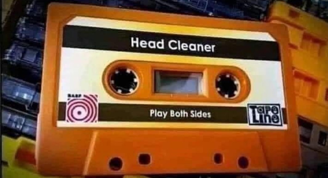 FaroRojo1's tweet photo. Head Cleaner, la peor banda del mundo.
#group #cassette #cinta #tape #band #whitenoise #headcleaner #limpiacabezales #cabezales #play https://t.co/4rFYIUKakF