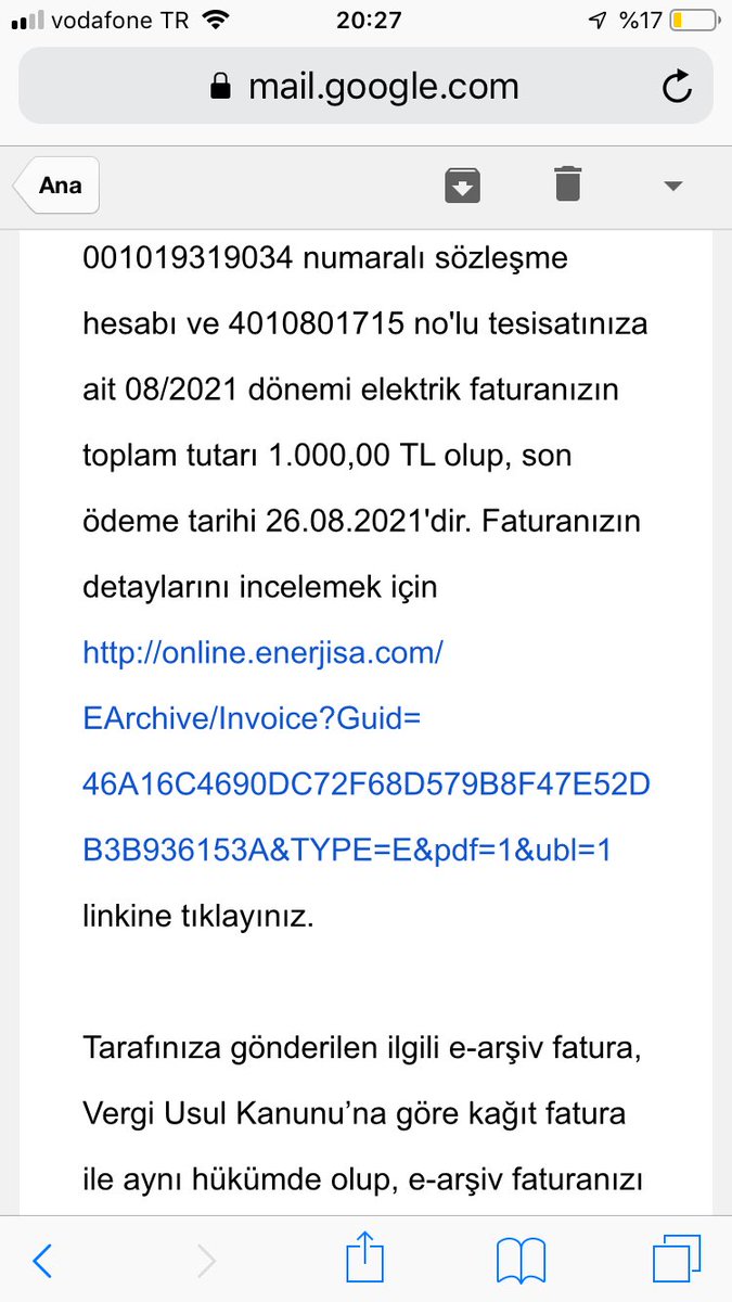 Evim 1+1 ve sadece salonda yaşıyorum allah kitap korkusuda mı kalmadı anlamadım ki bi kira parası abartısız söylüyorum bir kira parası !!!! #elektrikfaturası