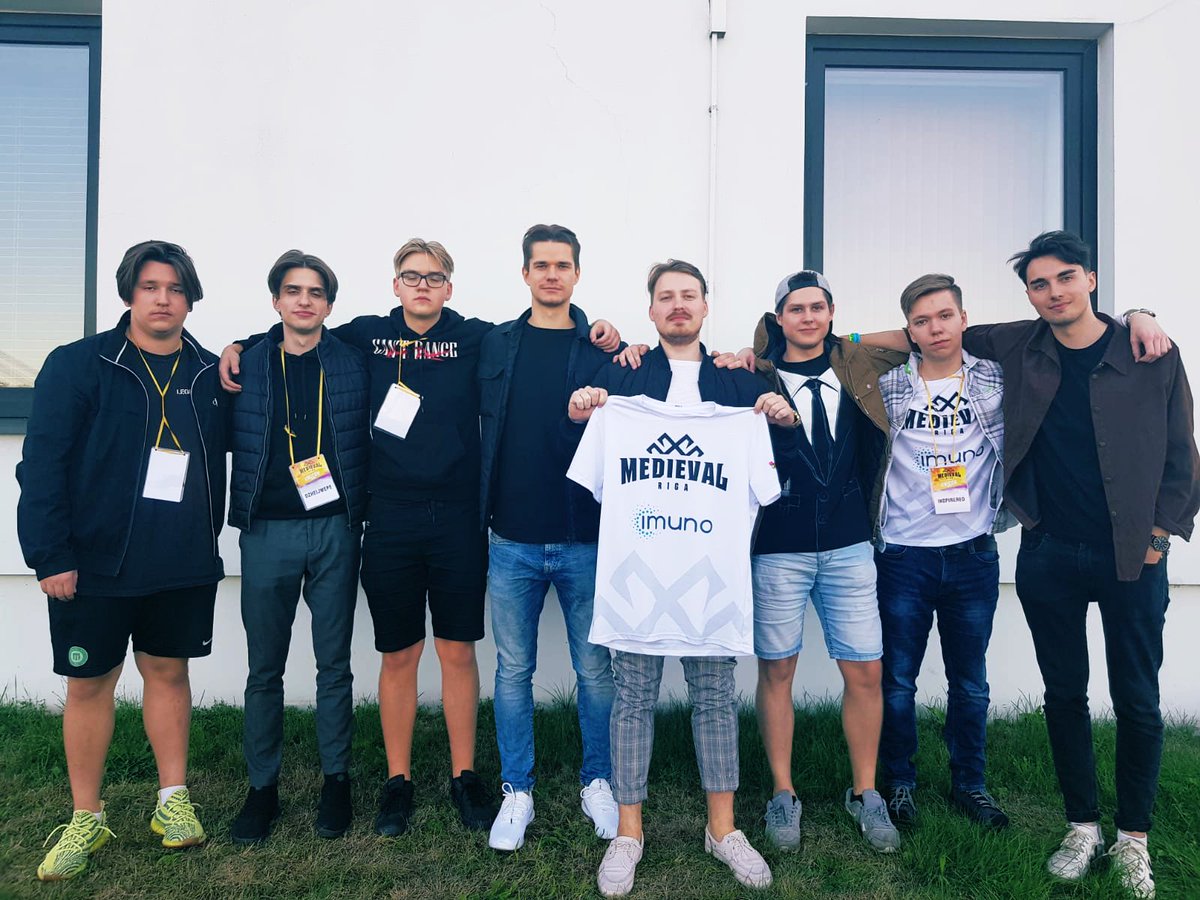 Otrā vieta!
Diemžēl piekāpāmies meistariem no <a href="/TeamDaugava/">Daugava</a> 
Bet esam gandarīti, par rezultātu 😇
Komamdas kopbilde 🏋️‍♀️✅
Paldies visiem, kuri mūs atbalsta 🥂
#gofastmdvl