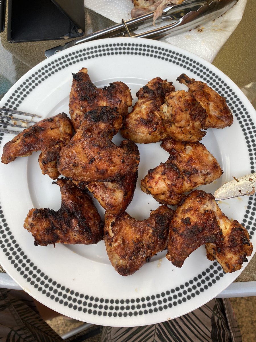 michaelreeves78's tweet photo. Love a #sunday #bbq. The @BarBeQuick #smoker/#grill is fantastic. Best #chicken wings I’ve done inspired by a fellow #saintbridge #Alumni @ChefTomKerridge #brining https://t.co/z4QEJpmVxv