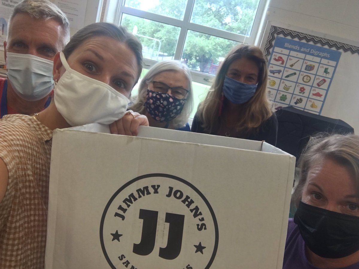 Team 1 lunch with <a href="/jimmyjohns/">Jimmy John’s</a> on a rainy Friday! #APSisAwesome #KWBPride #APSBacktoSchool #APSHighlights <a href="/KWBLittman/">Amin Littman</a> <a href="/CatherineHanAPS/">Catherine Han</a> <a href="/SuptDuran/">Francisco Durán, Ed.D.</a>