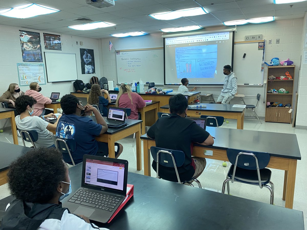 jag_science's tweet photo. First full week under our belts. Saw some great observations and some AMAZING questioning skills from these 9th graders! Next stop, revising arguments. ⁦@SpainPark⁩ ⁦@HCSELI⁩ ⁦@ArgumentDriven⁩ https://t.co/MF04KnOhLI