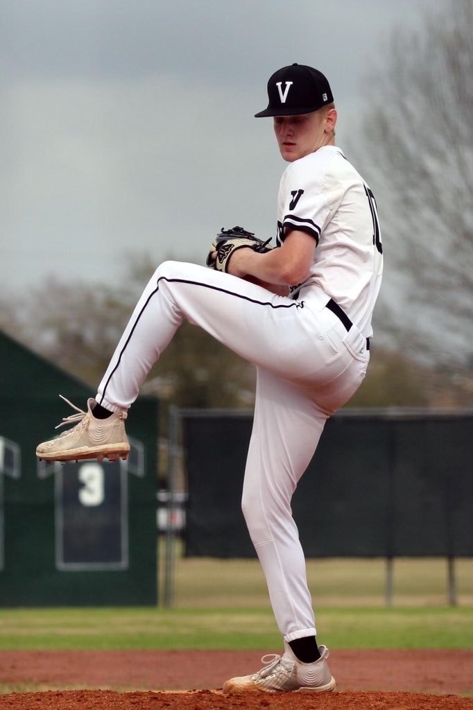 Next chapter!!🐬🐬<a href="/CoachFarno/">Ryan Farney</a> <a href="/titotatr2424/">Chad Hampshire</a> <a href="/RobertHamm9/">Robert Hamm</a> <a href="/jtgray16/">Coach Gray</a> <a href="/Mowalker09/">Morgan Walker</a> <a href="/zonebaseball/">Sam Moore</a>