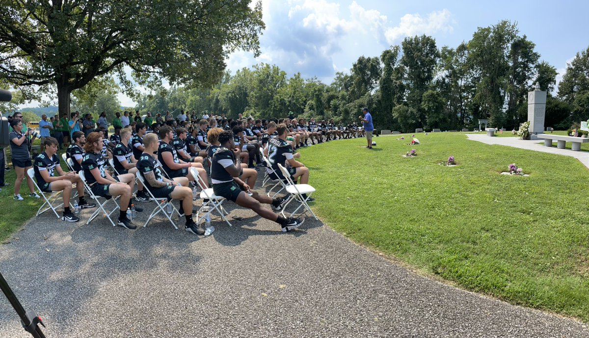 GrantTraylor's tweet photo. WSAZ sports director Keith Morehouse speaks to Marshall’s football team at Spring Hill Cemetery. 

Keith lost his father in the Nov. 14, 1970 plane crash. https://t.co/ZuOHd4Rb6a