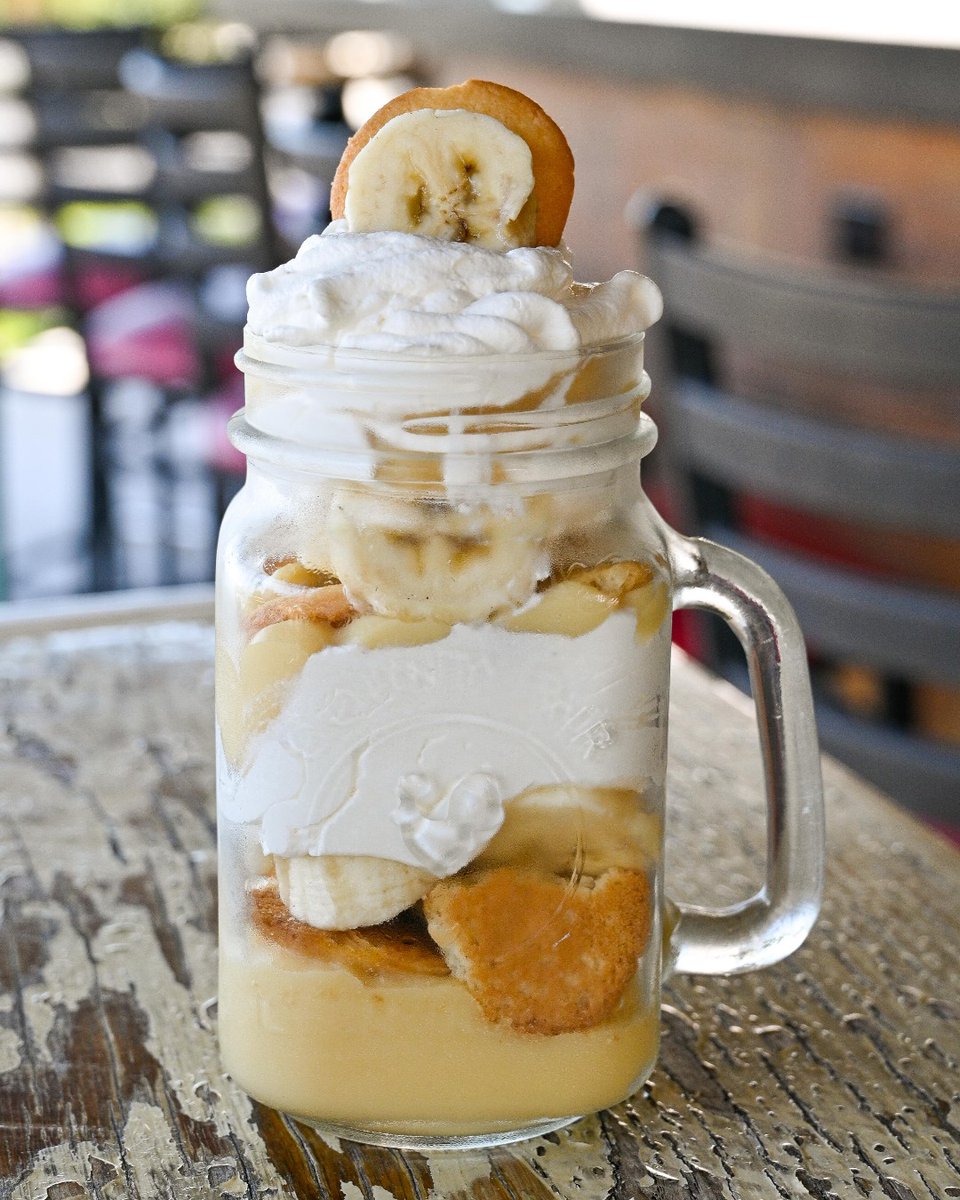 DrBBQs's tweet photo. Treat your self! 🍌
.
.
.
.
#bananapudding #banana #puddinfg #dessert #bbq #drbbq https://t.co/6j4LZQnckf