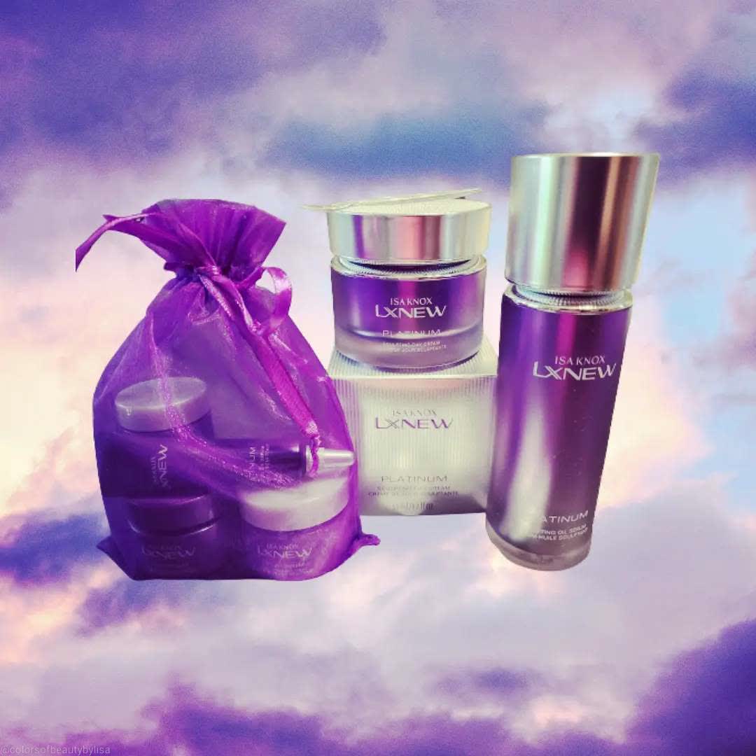 HEAVENLY!!! 👼 Defy gravity with the natural power of hibiscus flower! 💜 I was gifted this new product collection & cannot wait to try it!  #selfcaresunday #skincare #newskincare #gift #heavenly #avongiftedme