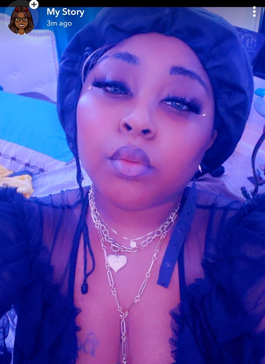 SubPrincess8's tweet image. Sitting under the dryer and the titties are tittying.