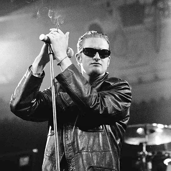   Happy birthday LAYNE STALEY (1967 - 2002).
 Gone, but not forgotten!

What\s your favorite ALICE IN CHAINS album? 