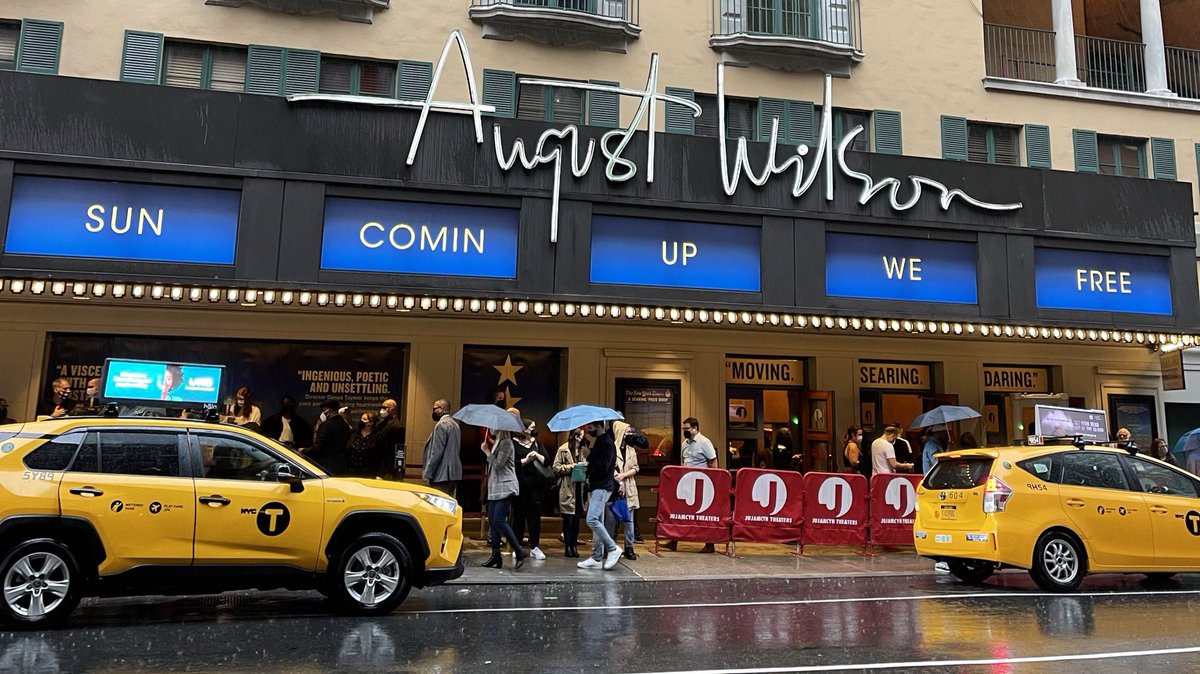 BroadwayGirlNYC's tweet image. #RepeatAttender —
Man does it feel good to use that hashtag again!!!
@passoverbway