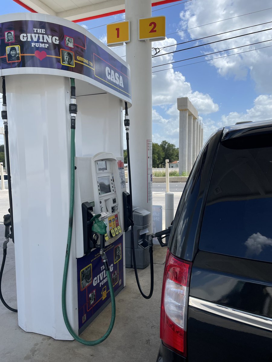 rmvilla's tweet photo. ✅ another thing off my #backtoschool checklist by filling up the van AND helping a worthy cause with my gas purchase! #casacentex #midtexoil https://t.co/JAT1P2faSP