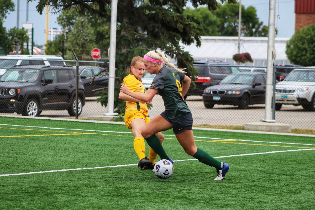 BaylorFutbol's tweet photo. First half flicks 📸 

#SicEm 🐻 | #FaithFamilyFutbol ⚽️ https://t.co/wujbEE13Fi