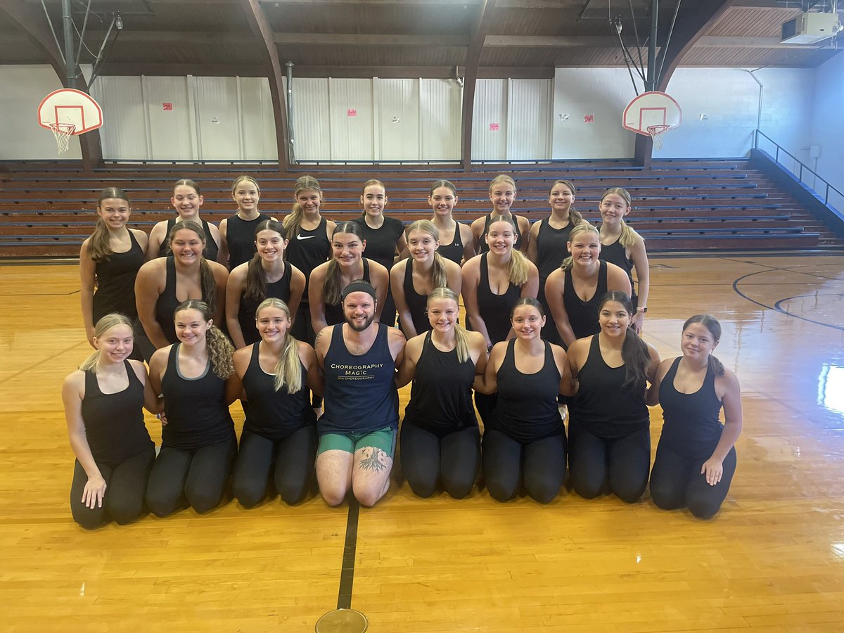 NHSLionette's tweet photo. 12+ hours of dancing the weekend before school starts! It was “Magic” working with Josh from JFDAchoreography 🤍💙🦁💙🤍 @NORTHWEST_LIONS #BetterTogether #chinsup #leadlearnlove https://t.co/WTINibcbOa