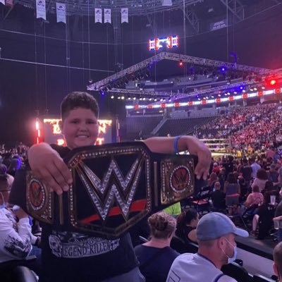 mannylyons1's tweet photo. #NewProfilePic https://t.co/yQ4Ye69kR8