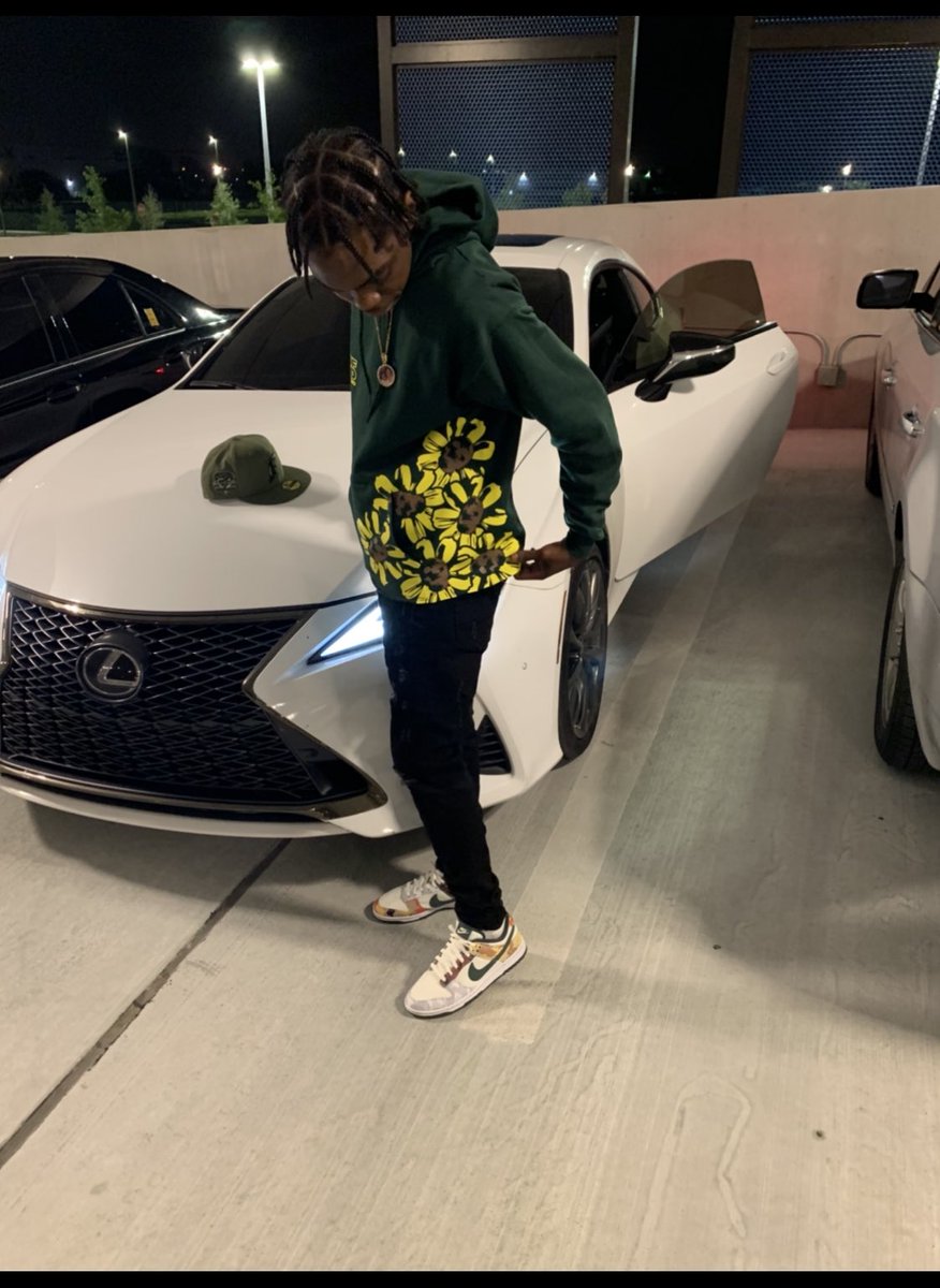 kmono150's tweet photo. Ima get that bag n stay a real nigga like I’m suppose to🤞🏾 #BGPG #WOCKSTAR #MISTA🌎 https://t.co/8mRP5nN2aN
