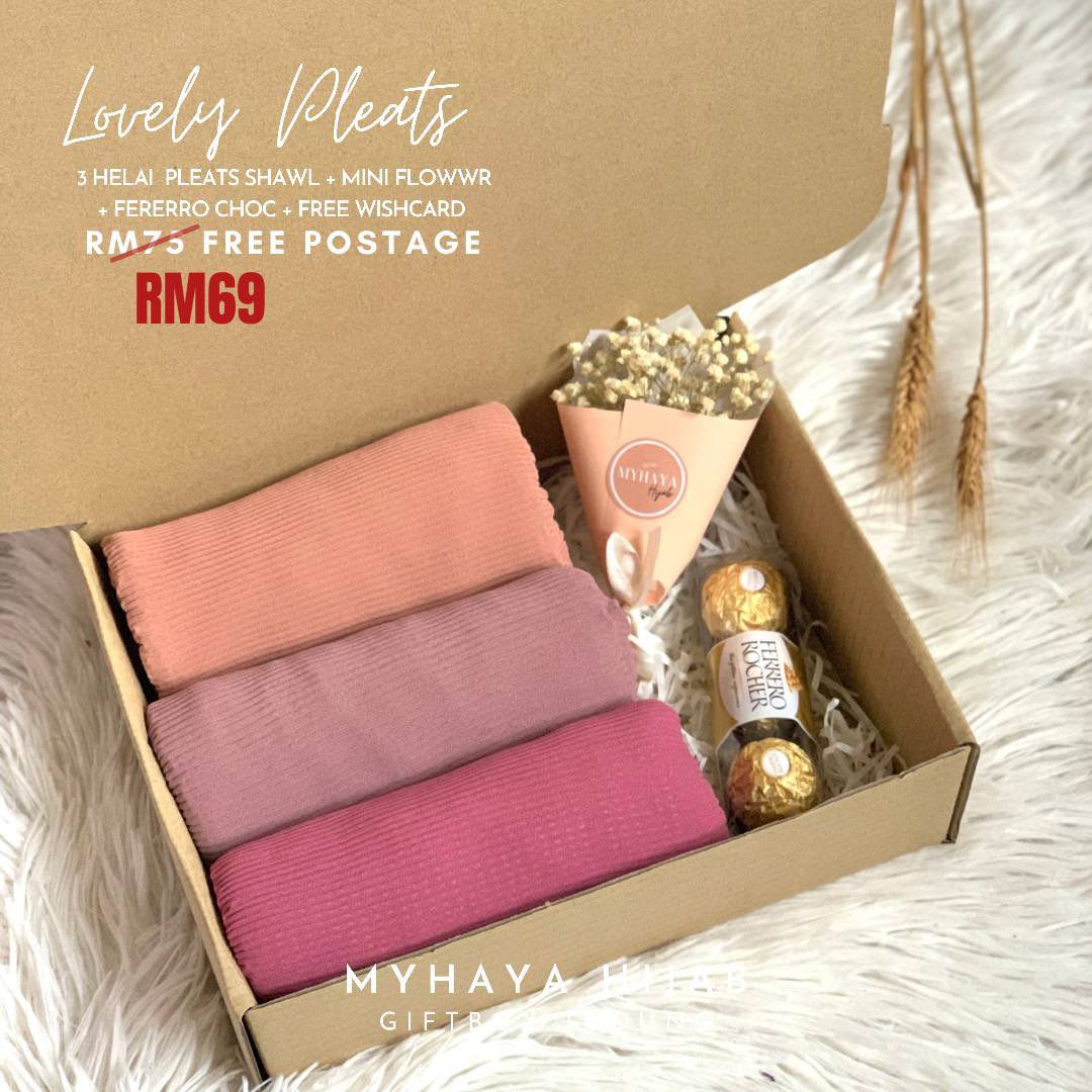 IAmeera's tweet photo. @amarasyra Tumpang rezeki awk ✨
Saya ada jual giftbox tudung for those yang taktahu nak bagi birthday gift orang tersayang gift box ni sangat sesuai nak bagi packaging cute &amp; harga super murah + Now ada promo! 😍 https://t.co/6nBlSgFuS4