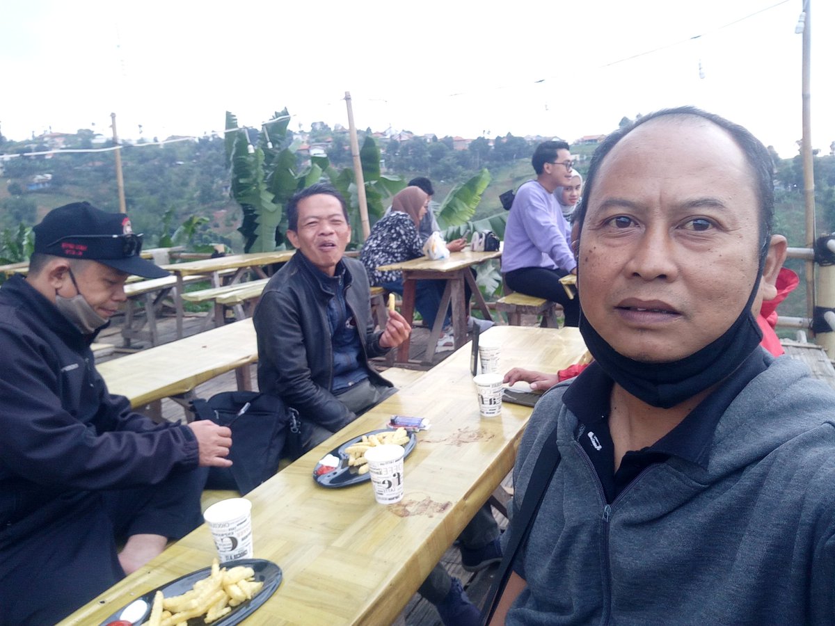 shandyrentcar's tweet photo. Wisata Alam Caringin Tilu Bandung. 

https://t.co/o7D4327qWw

#wisatabandung 
#kulinerbandung 
#rentalmobilbandung
#sewamobilbandung 
#bandungrentcar https://t.co/qhW2cuREaG