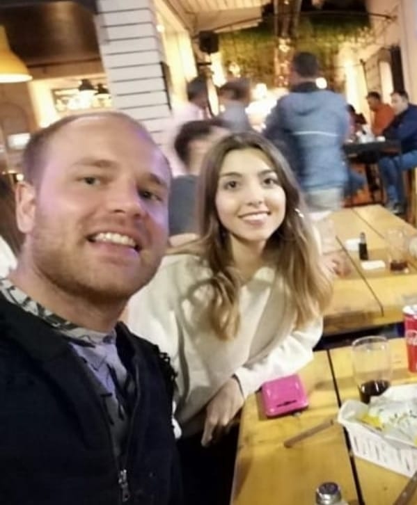 Mañana me toca salir a pedir justicia por un amigo. Se cumple una de esas pesadillas que nunca pensas que te van a pasar. A todos y todas las que se quieran sumar a nuestro pedido les esperamos mañana. Y si no pueden sumarse compartiendo esta imagen igual nos ayuda un montón.