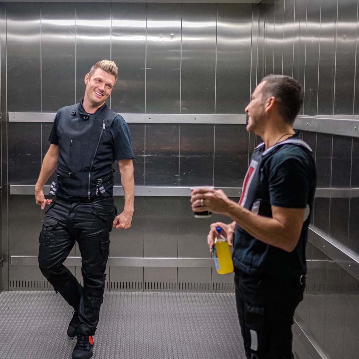 nickcarter's tweet photo. Happy birthday to my brother @howied!! Here’s to another year of sweetness 😉 love you! https://t.co/6auMz9Wgc9