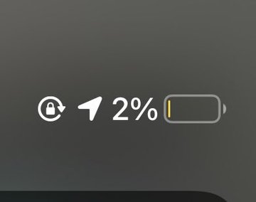 Kiedy nie pisze z nikim:        
                                  kiedy piszę z tobą: