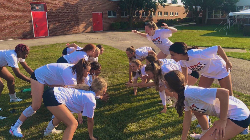 RedHawkVB's tweet image. The #ProgramNation HYPE was back in full force at an incredible #RedWhiteNight!! ๐๐๐ #JustAPreview ๐๐ #StayTuned ๐