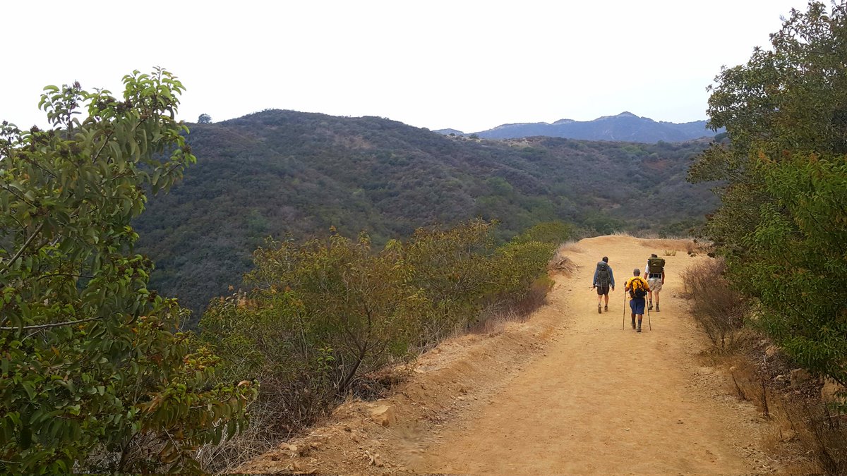 griz1's tweet photo. The training for #SplitMountain begins... 30+ lb pack to start. Hiking in #TopangaSP @CAStateParks @SantaMonicaMtns with @mackpurp @KingProphet #DCrowley. @LAHiking @LosAngelesWalks @dayhikingtrails @paul_krogstad @scrub @PirouzKavehpour @LAHikingSociety @HikingAndNature @Inyo_NF https://t.co/6Ss9aUyL6H