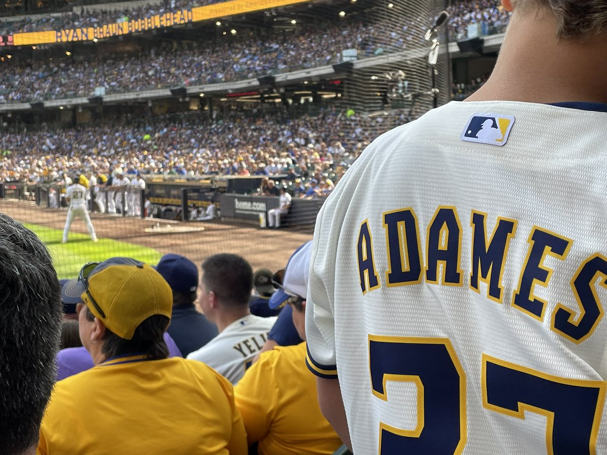 ktimm1977's tweet photo. Repping your new @willya02 jersey as he is in the on deck circle!  #brewers https://t.co/XlVosDNnjF