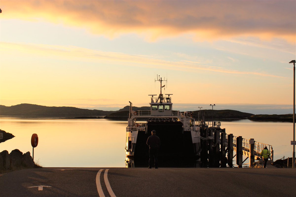 KR_writer's tweet photo. #OuterHebrides 2021 road trip… thank you @CalMacFerries and the wonderful people of the islands. 😍 https://t.co/vO0ot3A4XA