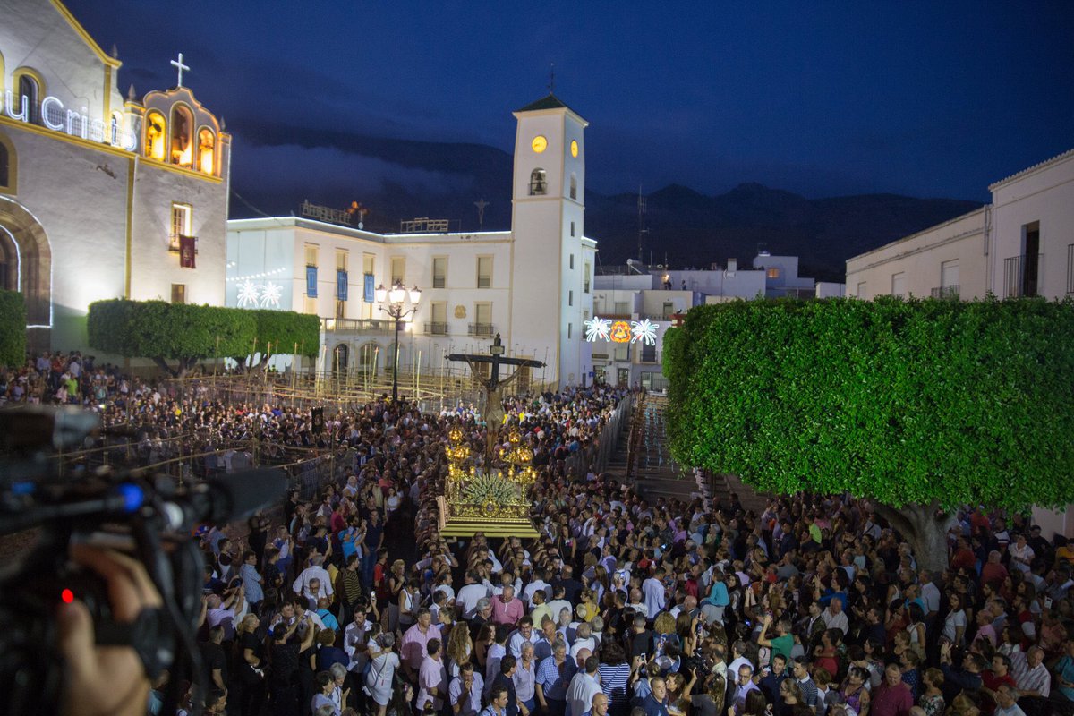 Cristo de la Luz Dalías tweet media