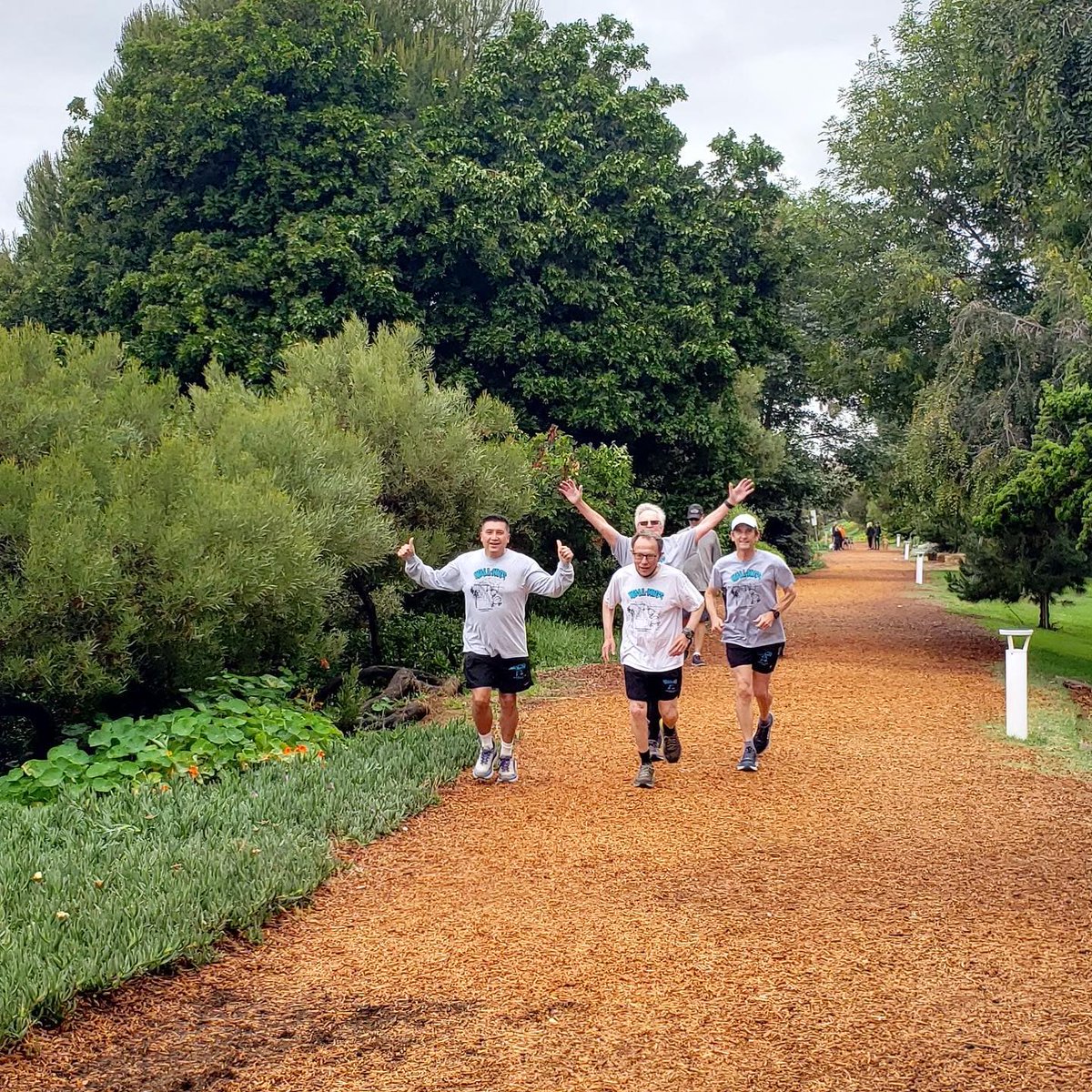 mbeach10k's tweet image. If it’s Sunday then it’s run day with the Wall-Nuts! This running club started the same year as the first MB10k back in 1978 with the purpose of training for the race. #wallnuts #sundayrunday #mb10k #44thannual #10k #runningfriendsarethebestfriends… dlvr.it/S66yMl