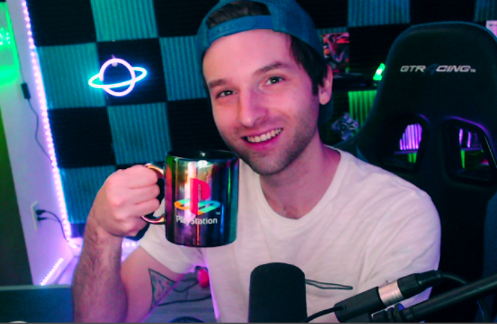 tumblezi's tweet photo. LIVE!

hi im tumble. im a part time stream-maker, a full time late-artist, and occasional sex-haver. anyway im having a 2pm coffee and streaming some soulsilver randomizer nuzlocke. we caught a shiny yesterday so its legit.

link in bio/replies https://t.co/ACJ7oy8ZiR