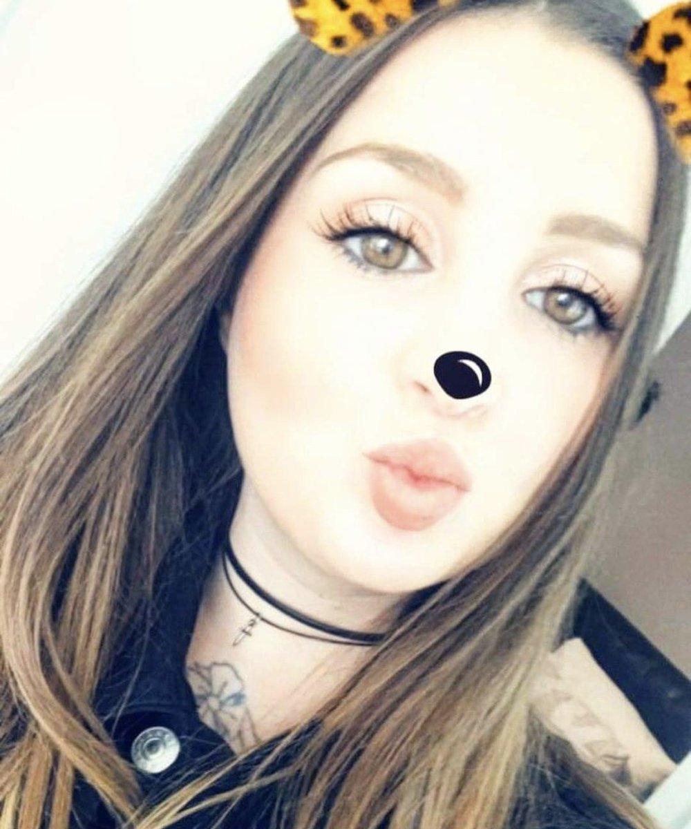 Holly6916's tweet photo. Good night babes xxxx
#cocktribute #wanktribute #cumtribute #cockkiss https://t.co/JzhUhKsCrn