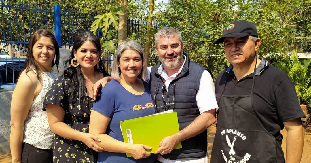robertunamonos's tweet photo. Estuvimos visitando a los Vecinos de Fernando de la Mora haciéndoles llegar nuestra Candidatura a Concejal de nuestra querida ciudad por la Lista 15 del @PartidoUnamonos 
Aceptación total 
¡POR EL PUEBLO AL PODER! https://t.co/tgozQBT1SJ