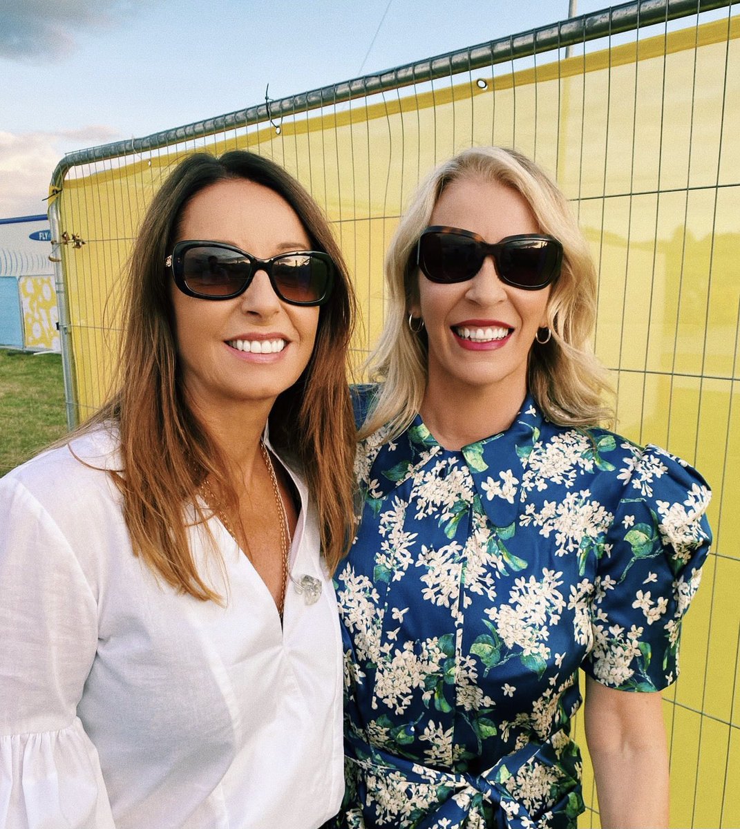 Amazing show at @rewindfestival this evening! Thank you for having us, brilliant crowd❤️🍌 Love S&K 💋 x