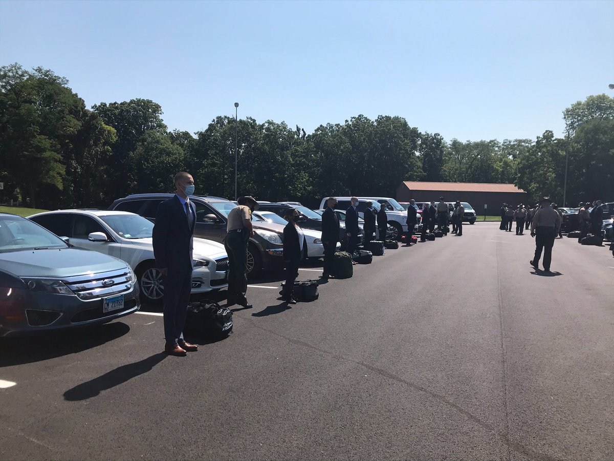 Today, Illinois State Police, Cadet Class 133 began their twenty-eight (28) week training at the Illinois State Police Academy in Springfield, Illinois, which balances classroom instruction, physical skills training, and integrated practicals. 

Let’s wish Cadet Class 133