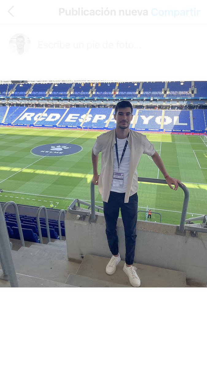 EloiBlanes's tweet photo. Un día soñé con retransmitir un partido de mi Espanyol en Primera…

Gracias a todos por escucharnos ayer en @marcapericos21 de @radiomarcabcn 🙌

Esto solo ha hecho que empezar!💪💙🤍

#RCDE #VolvemosACasa https://t.co/SeIZV6zKiQ