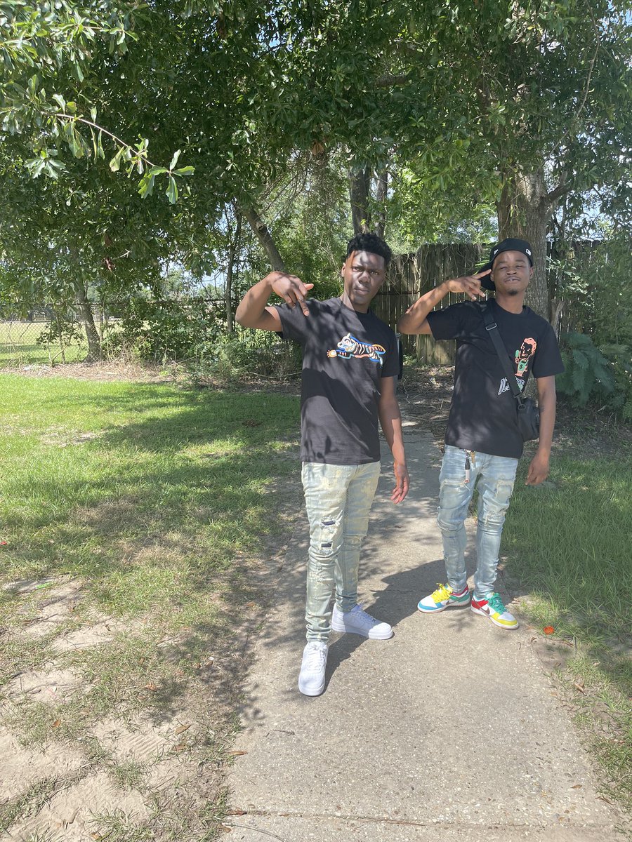 4SNHSBA4's tweet photo. I do what I want you do what you can I stashed away 🤫 if shit don’t go as planned 🤞🏾 https://t.co/qeMp8Jmu1P