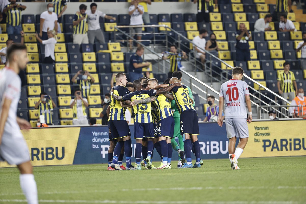 “Gerçekte” 3-0 bitmiş olması gereken mücadeleden kareler.