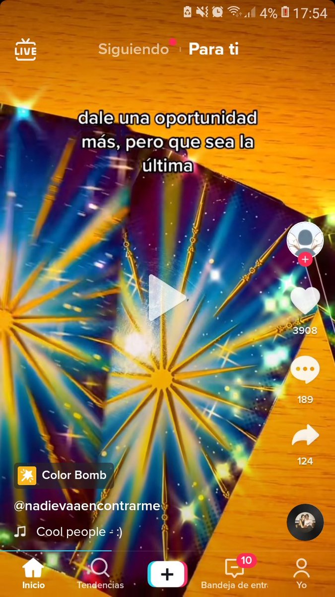 buII3tproof's tweet image. jaj, las del tarot me ven cara de chupa medias.