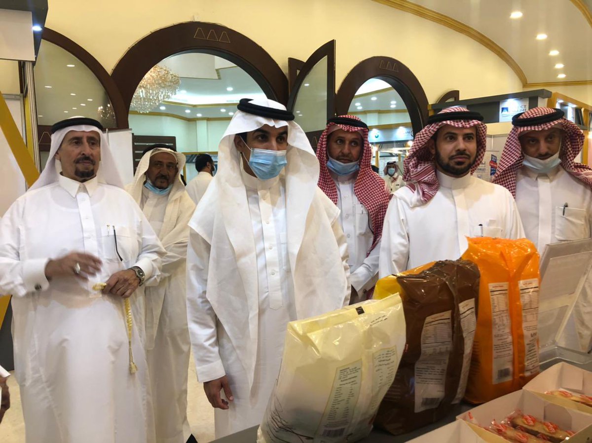 يزور معرض #معرض_عروس_الباحه  الذي تنظمه الغرفة التجارية بالباحة رئيس اللجنة الوطنية العقارية بـ #اتحاد_الغرف_السعودية أ.محمد المرشد ونائبه م.معن حريري، تأكيدا لدور المشاريع العقارية في تنمية سياحة الفعاليات والمهرجانات والمعارض
<a href="/BahaPrincedom/">إمارة منطقة الباحة</a> 
<a href="/BahaChamber/">غرفة الباحة</a> 
<a href="/CSC_SA/">اتحاد الغرف السعودية</a>