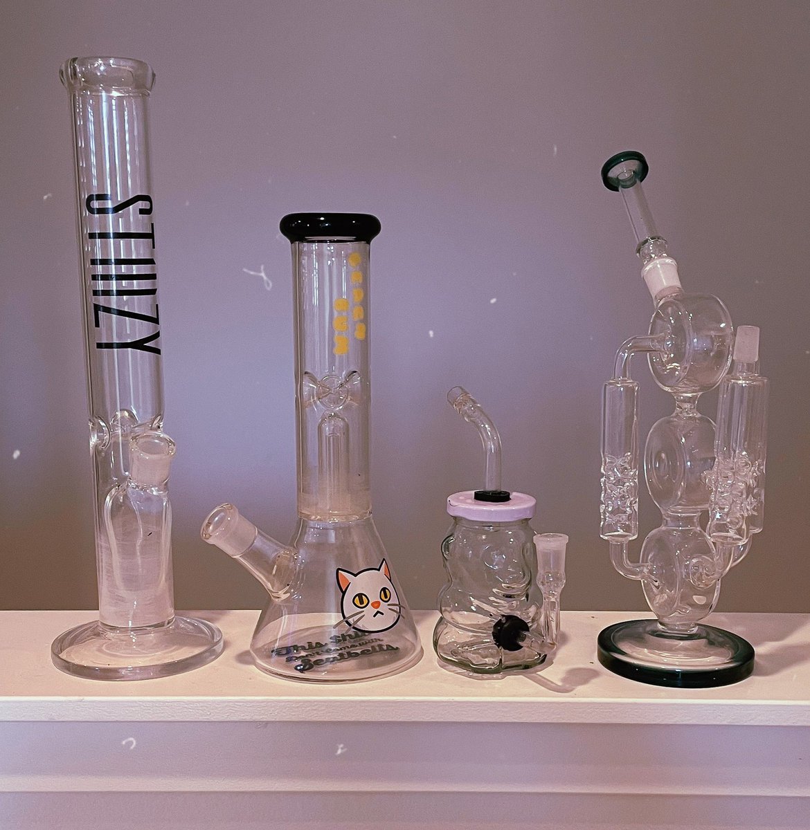 queenncyn's tweet photo. Retweet if you’re ready for another giveaway🤩 https://t.co/B1DBfqNaIW