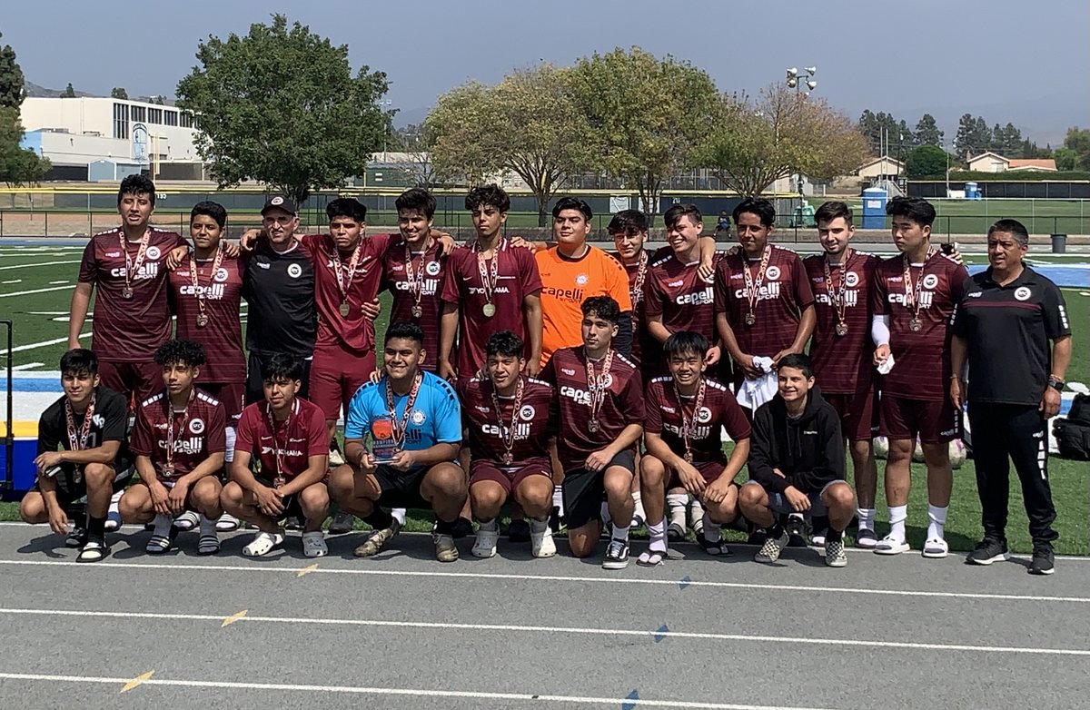 ElPocho's tweet photo. Your 2021 Toyota of Orange classic Champions! Four games, four wins. #FutbolIsLife #ToyotaOfOrangeClassic #CDASlammers https://t.co/Sp0YxVTuoI